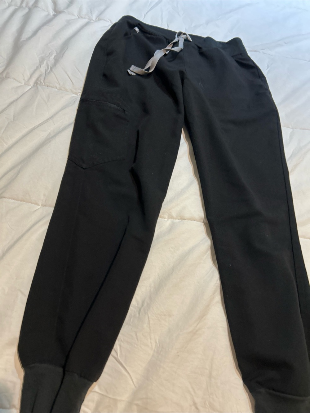 FIGS Technical Collection  Scrub Pants Black Small/ P Jog Tapered Leg Women